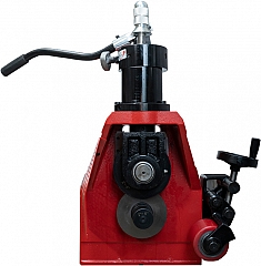 Рабочая зона желобонакатного станка Voll V-Groover 1-12